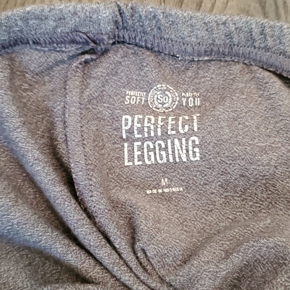 *SOLD*Lot of SO Juniors Leggings size Medium - Picture 5 of 6